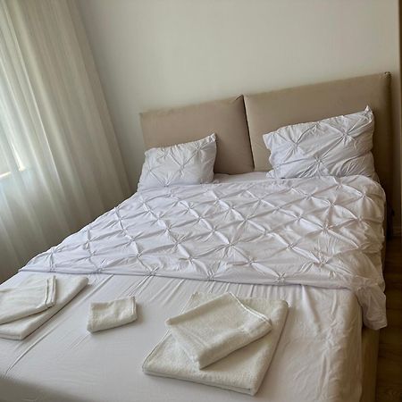 North Area Lake View Studio Bucureşti Ngoại thất bức ảnh